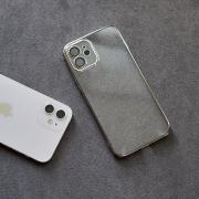 Пластиковый чехол GLITTER для iPhone 12 серебряный