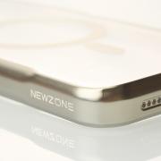 Пластиковый чехол MagSafe NEWZONE для iPhone 15 Pro Max серебряный