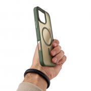 Силиконовый чехол MATTE с поддержкой MagSafe для iPhone 16 Pro sage green