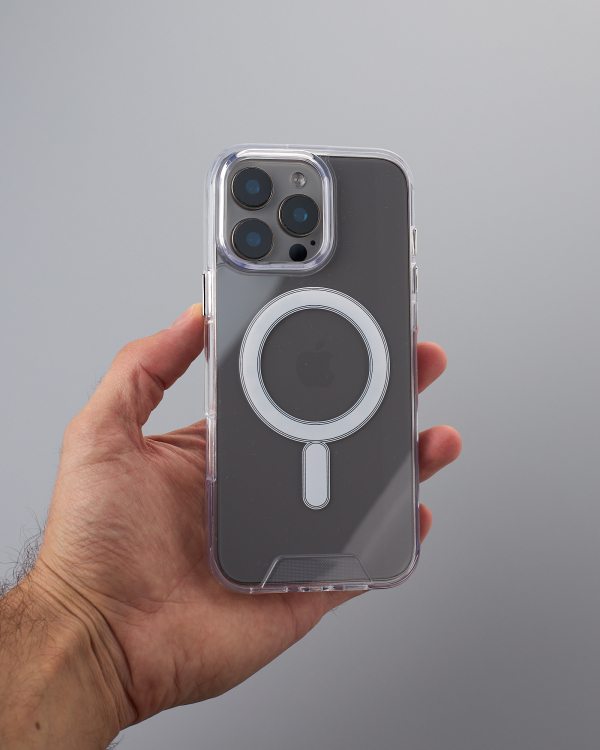 Чехол SPACE CASE с поддержкой MagSafe для iPhone 16 Pro Max прозрачный