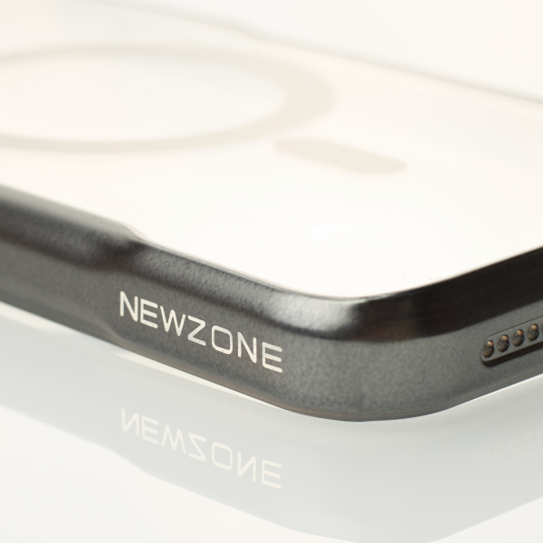 Пластиковый чехол MagSafe NEWZONE для iPhone 15 Pro Max серый