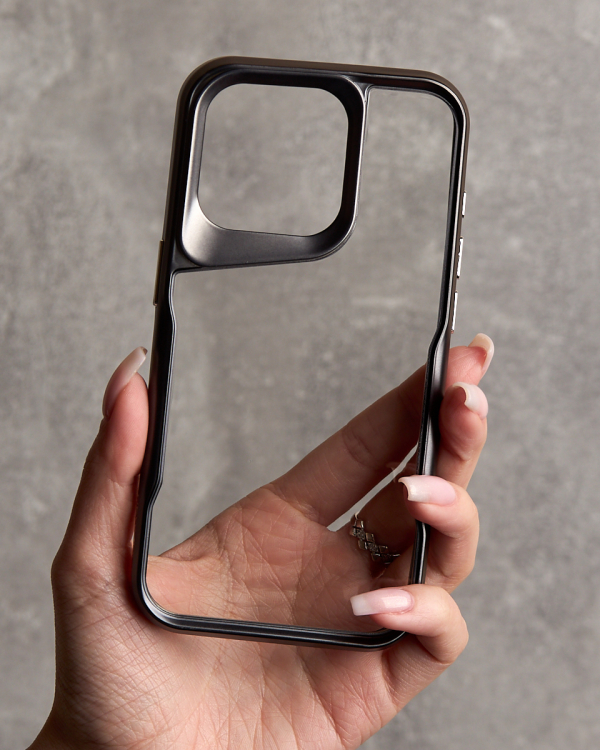 Пластиковый чехол NEWZONE для iPhone 15 Pro Max черный