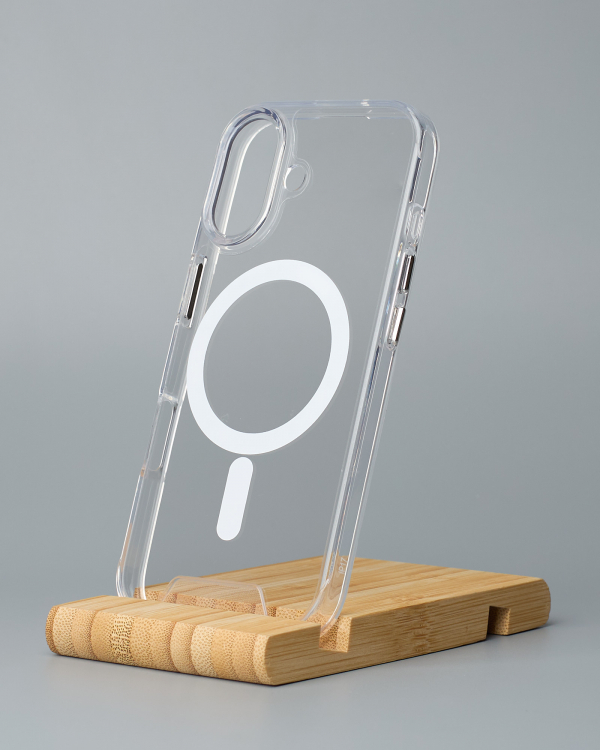 Чехол SPACE CASE с поддержкой MagSafe для iPhone 17 прозрачный