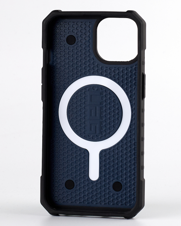 Противоударный чехол UAG с поддержкой MagSafe для IPhone 15 midnight blue