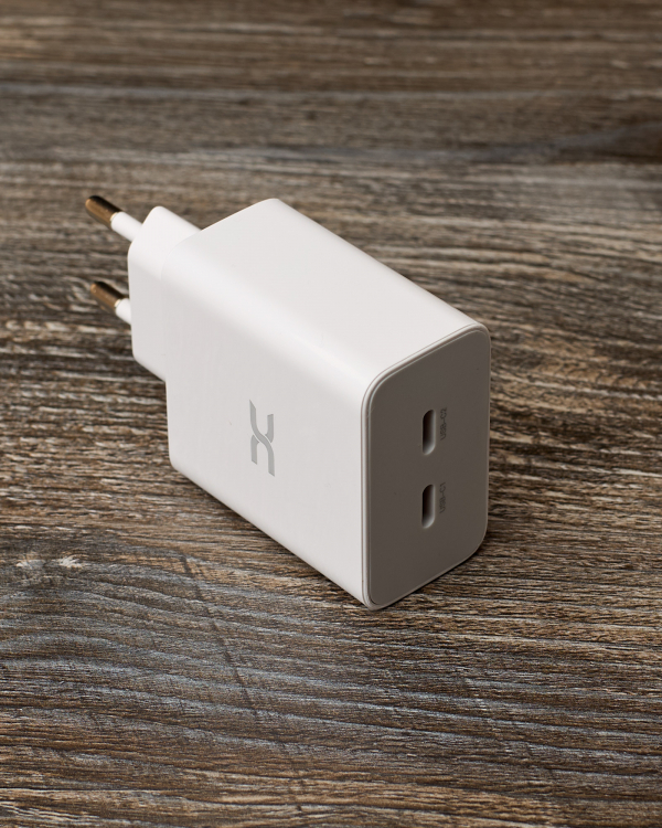 Сетевое зарядное устройство (Адаптер) DC 2PD/35W Fast Charger (CA-D17) белый
