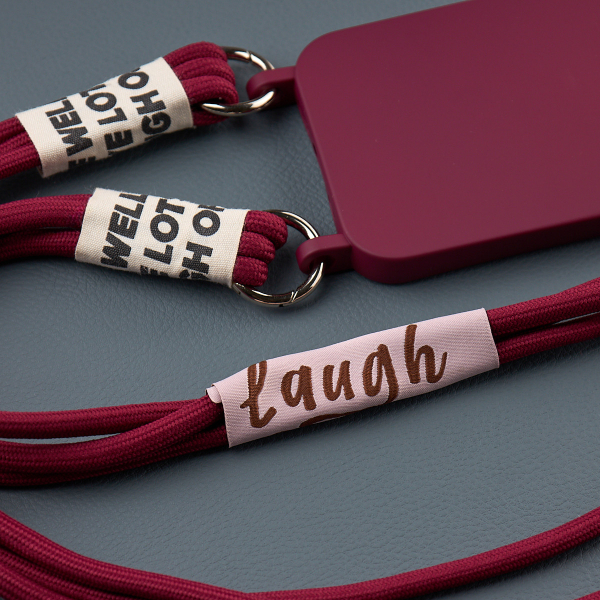 Силиконовый чехол CORD для iPhone 15 бордовый