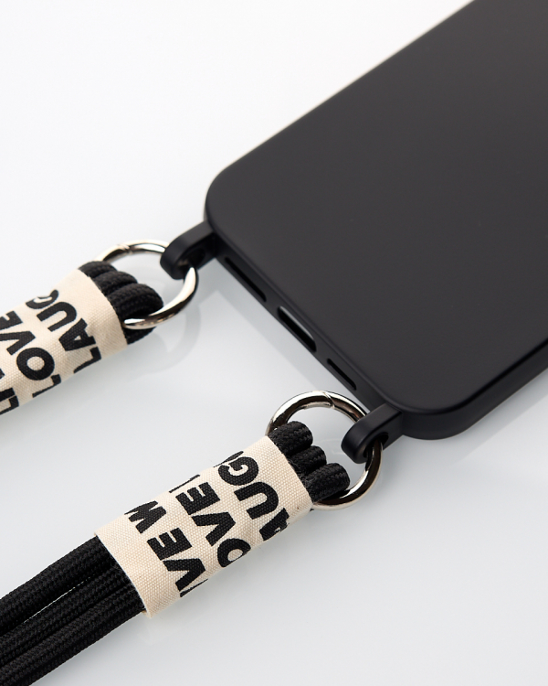 Силиконовый чехол CORD для iPhone 15 черный