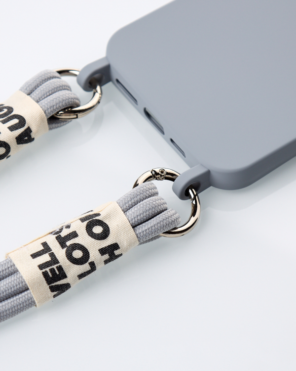 Силиконовый чехол CORD для iPhone 15 серый