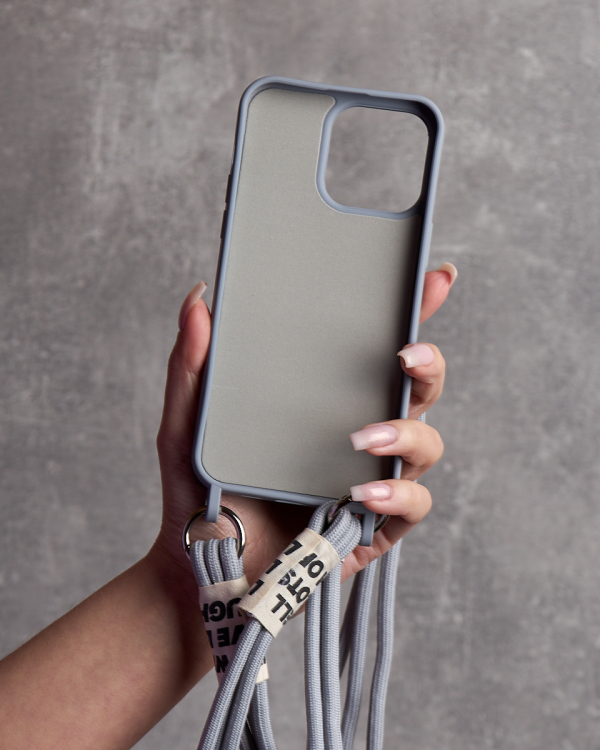 Силиконовый чехол CORD для iPhone 15 серый