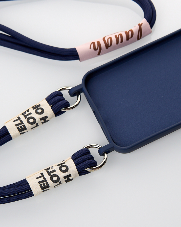 Силиконовый чехол CORD для iPhone 15 темно-синий