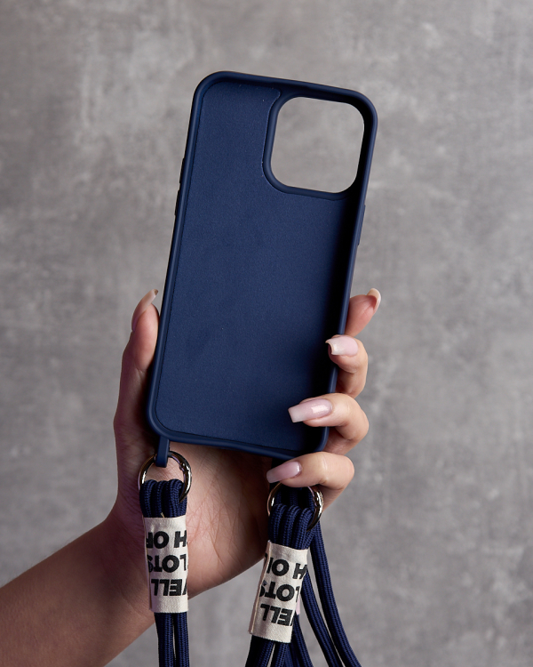 Силиконовый чехол CORD для iPhone 15 темно-синий