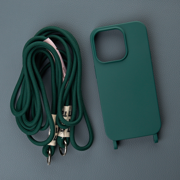 Силиконовый чехол CORD для iPhone 15 темно-зеленый